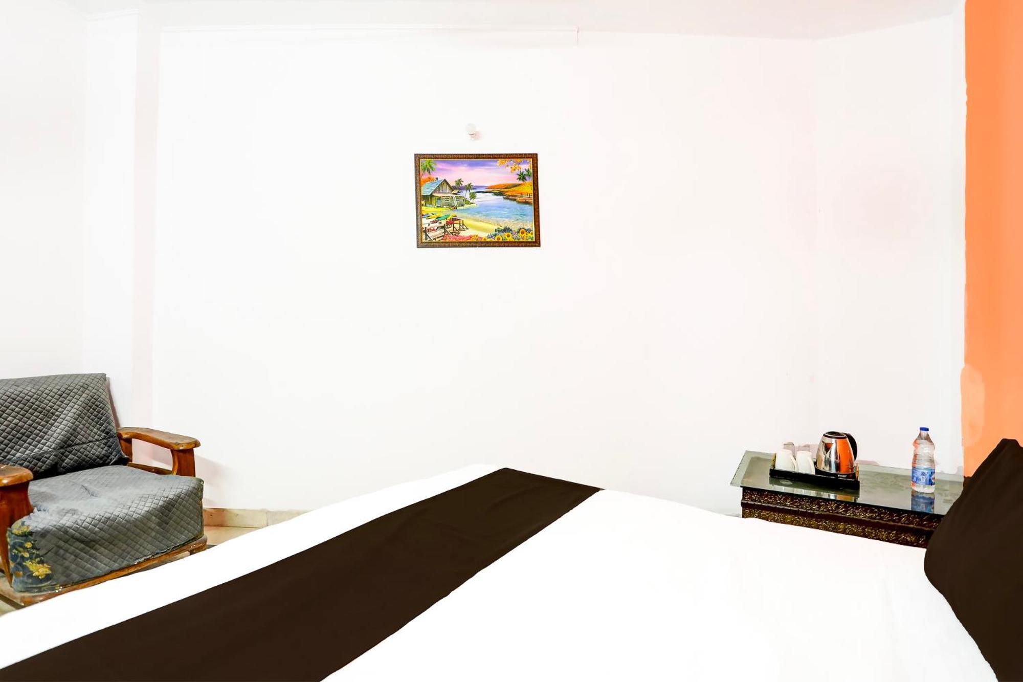 Malviya - Begampur Bed & Breakfast