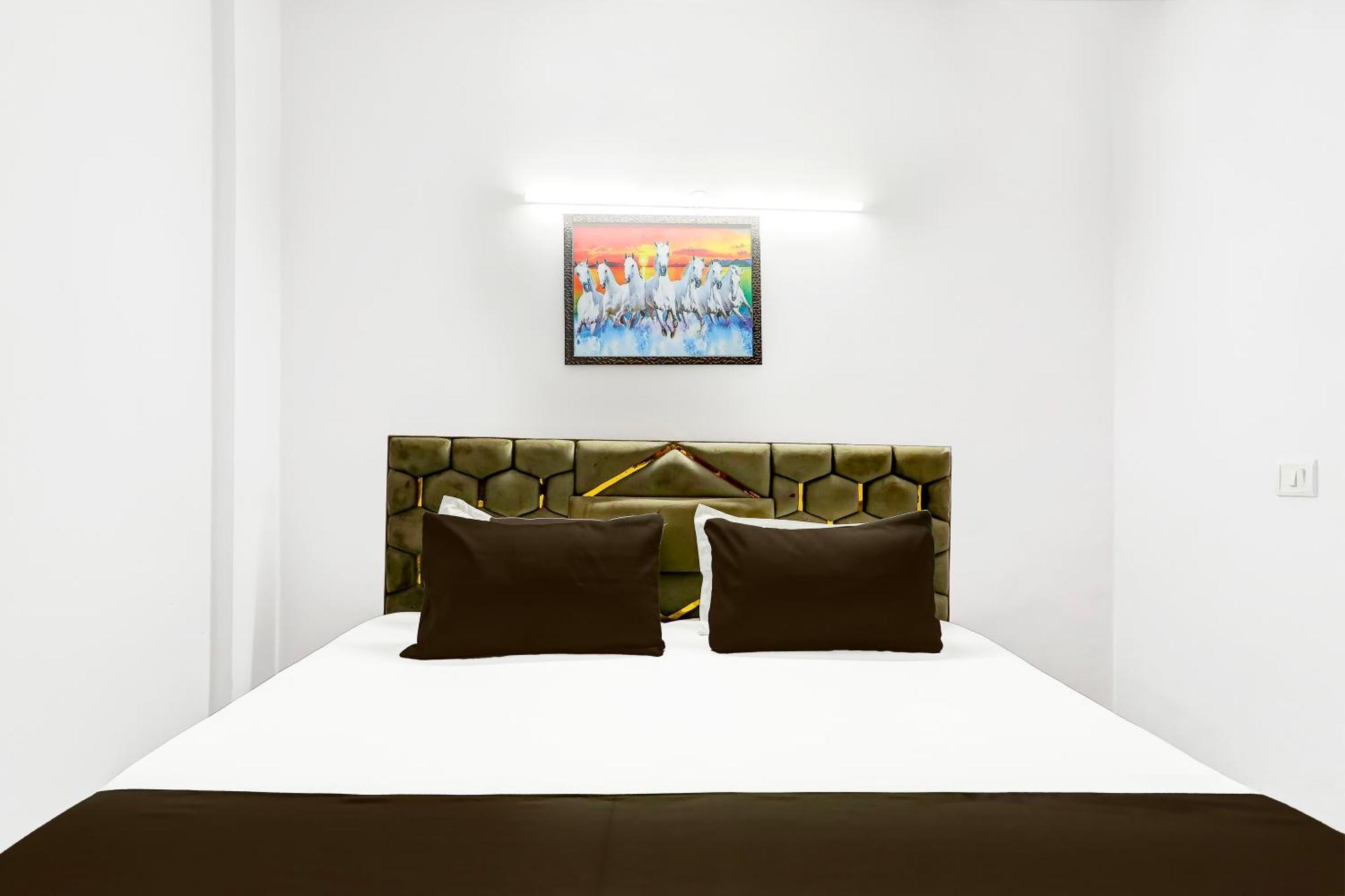 Bed & Breakfast Malviya - Begampur New Delhi