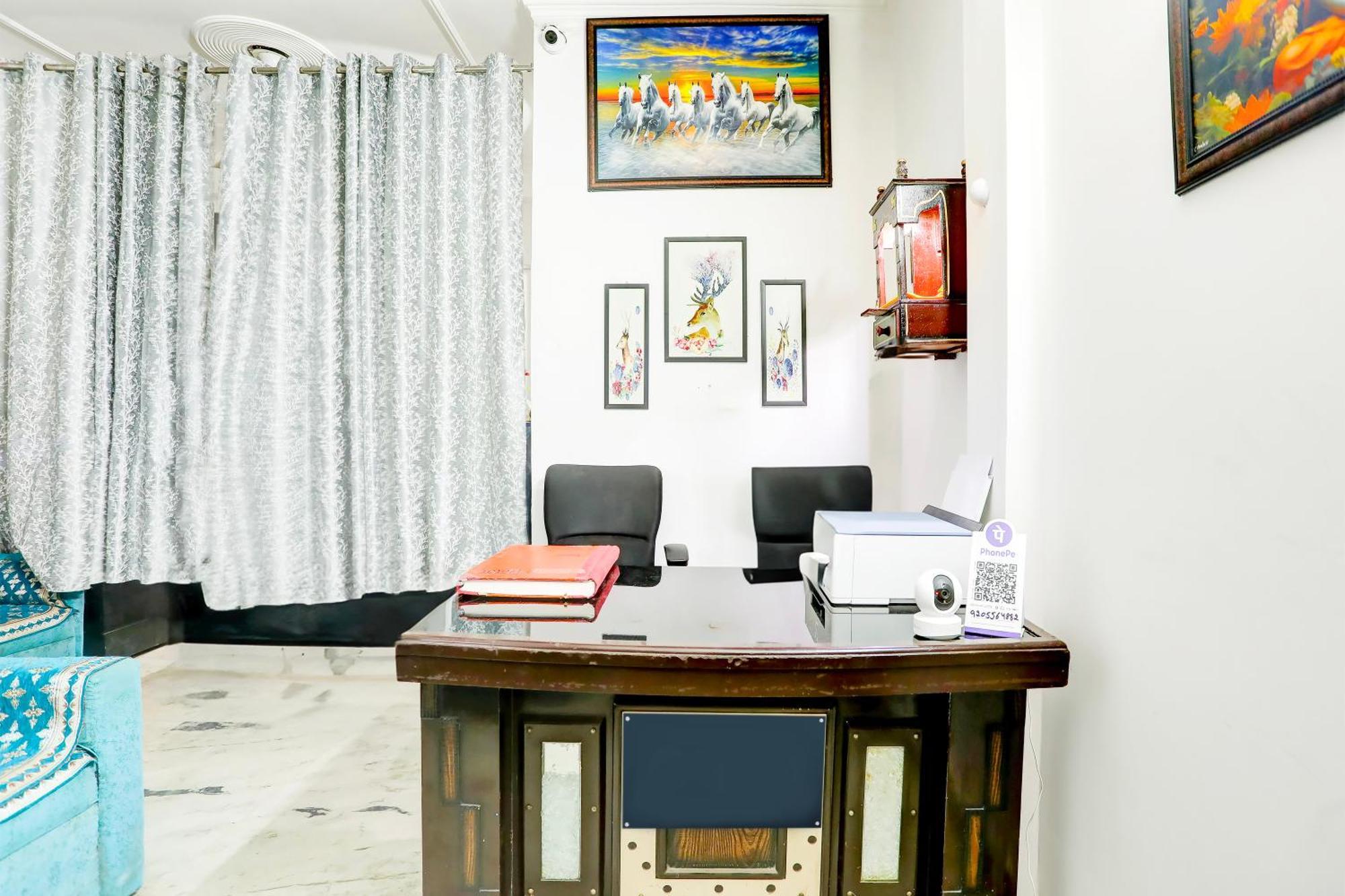 Bed & Breakfast Malviya - Begampur